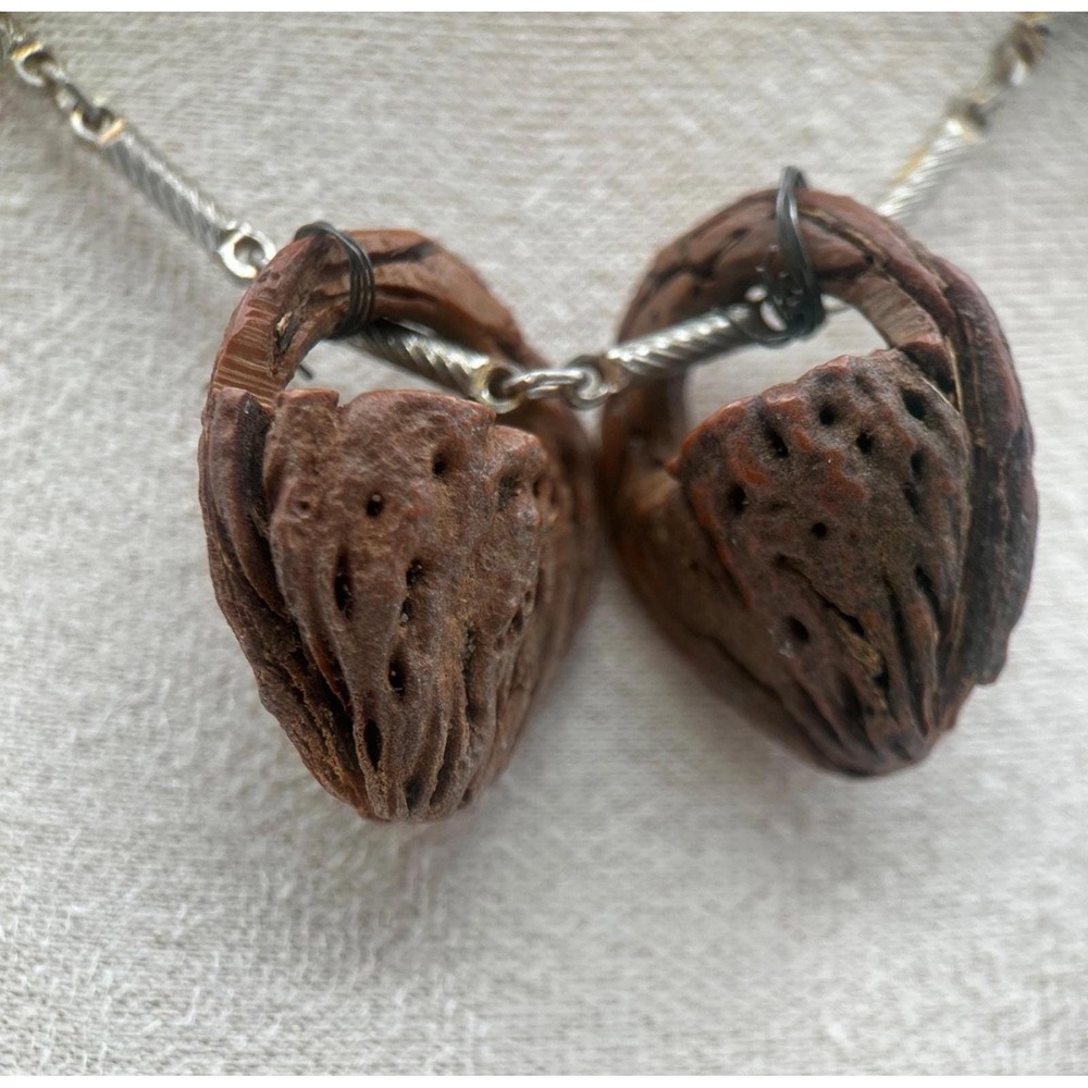 Vintage‎ Multi Strand Wood Nut Carved Heart Pendant Chain Necklace Boho